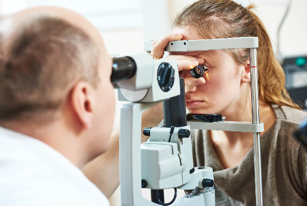 Comprehensive Eye Check Up